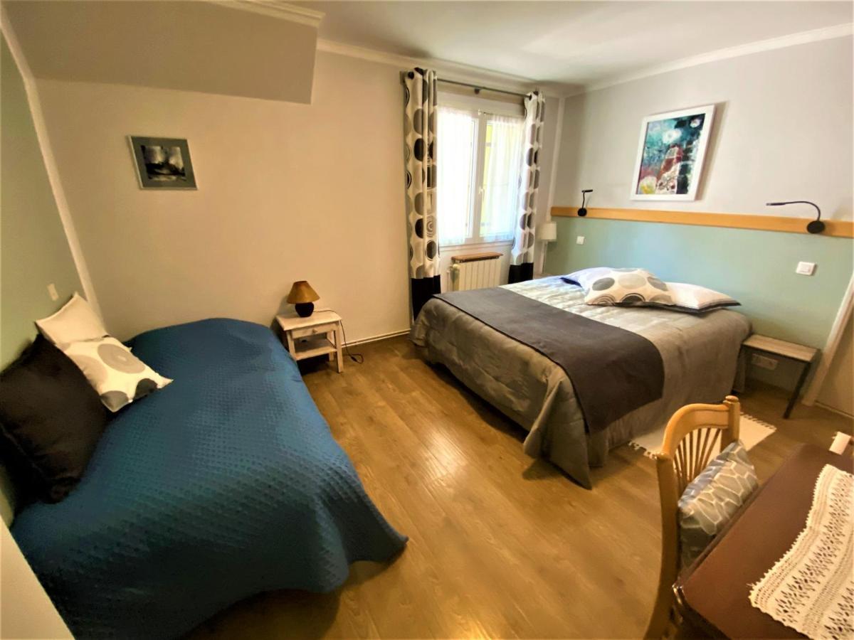 Gite De Groupe 15 A 19P, Parc, Salle De Reception - Chambres D'Hotes En Semaine 빌르뇌브-드-베르 외부 사진