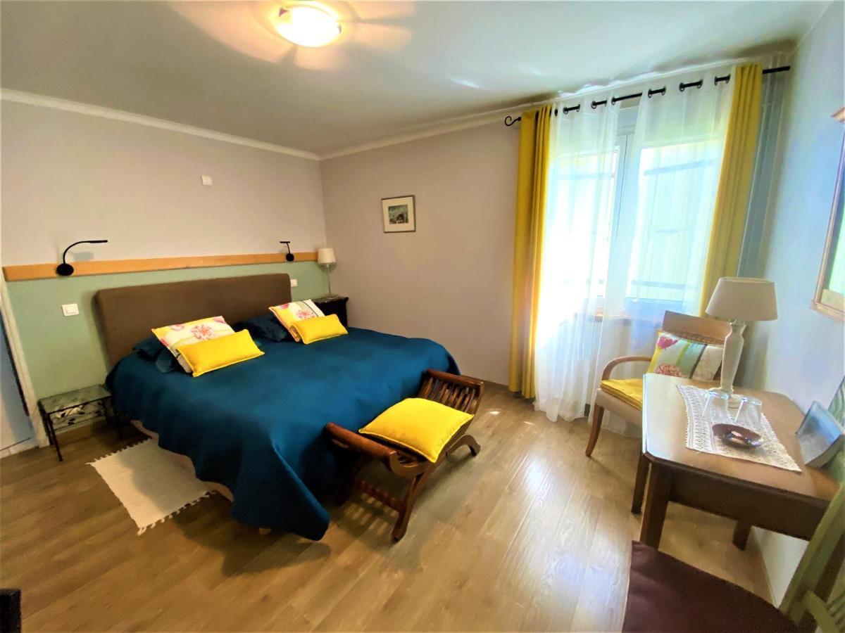 Gite De Groupe 15 A 19P, Parc, Salle De Reception - Chambres D'Hotes En Semaine 빌르뇌브-드-베르 외부 사진